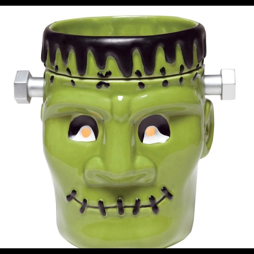 Scentsy Warmer “Its Alive” Discontinued
